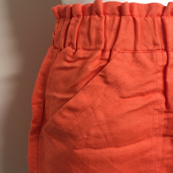 New Banana Republic skirt. - Picture 5 of 6